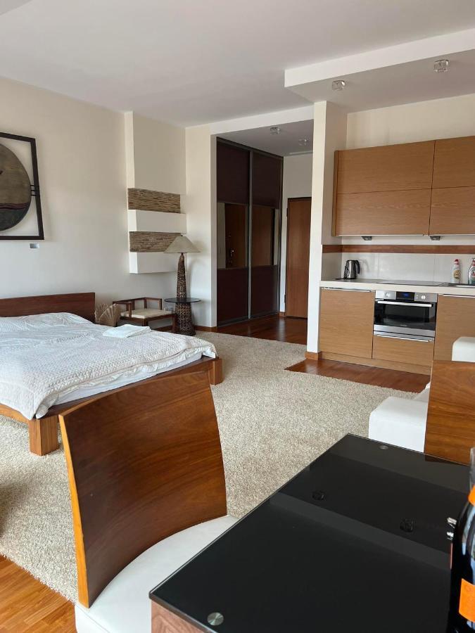 Neptun Park Apartament - 100 M Od Plazy Danzica Esterno foto