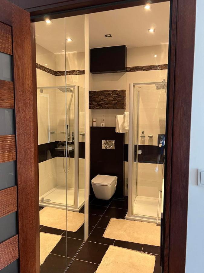 Neptun Park Apartament - 100 M Od Plazy Danzica Esterno foto