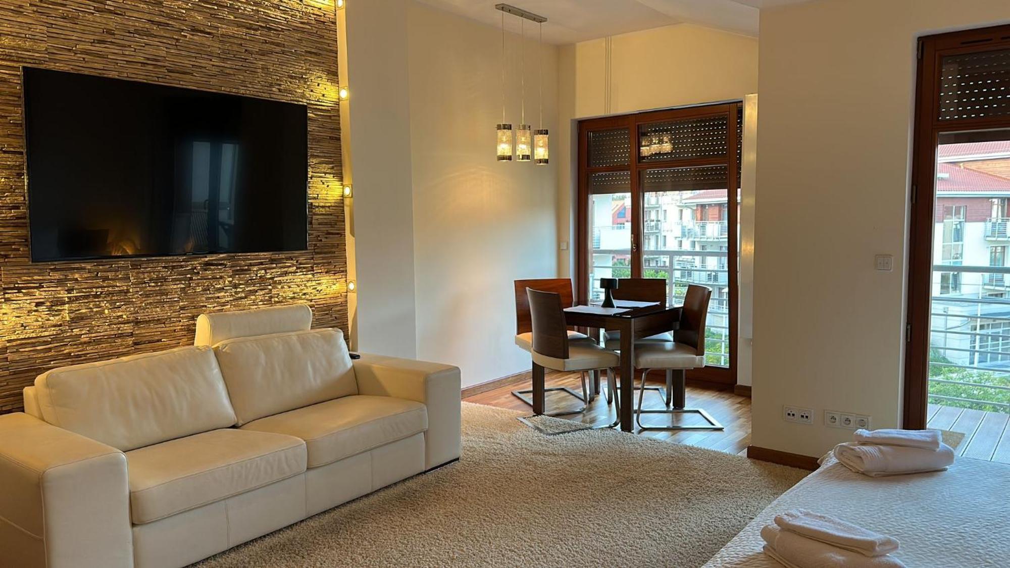 Neptun Park Apartament - 100 M Od Plazy Danzica Esterno foto